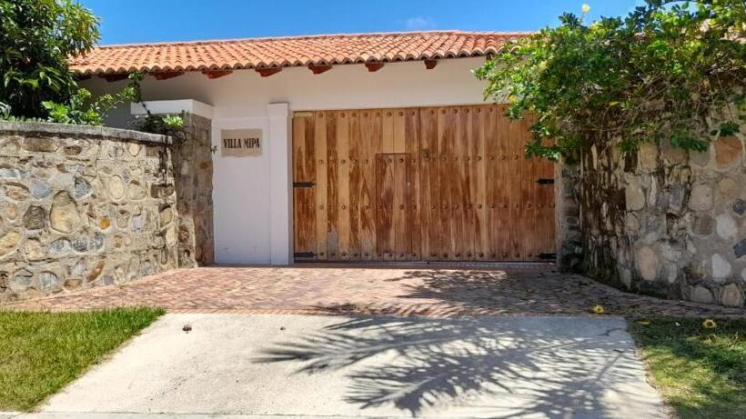 פנסיון Villa Mipa