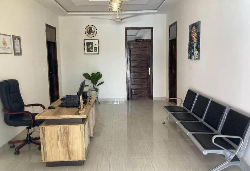 پانسیون Villa Nova Lodge