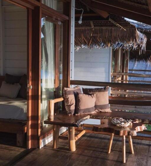 منتجع Kaini Mentawai