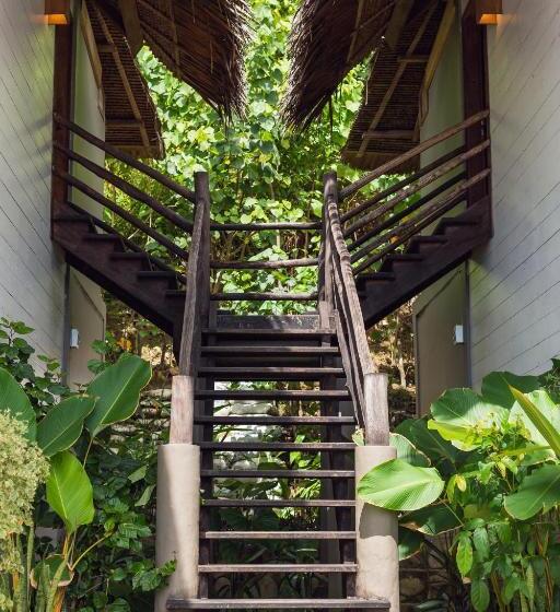 منتجع Kaini Mentawai