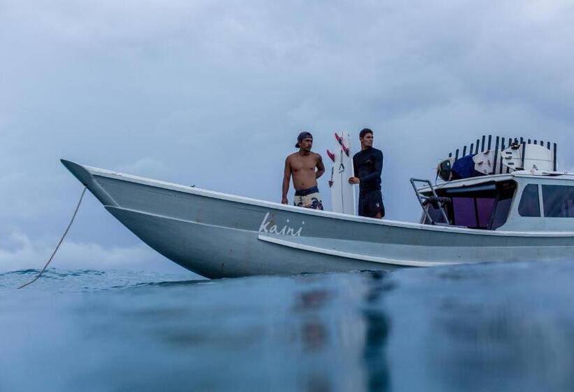 منتجع Kaini Mentawai