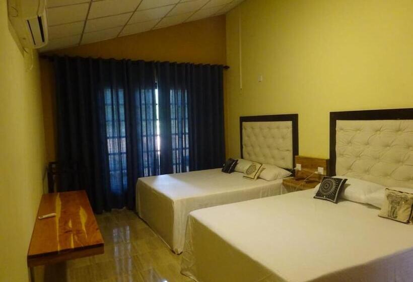 منتجع Ritigalafoothills