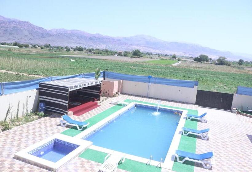 استراحتگاه Walaa Chalet