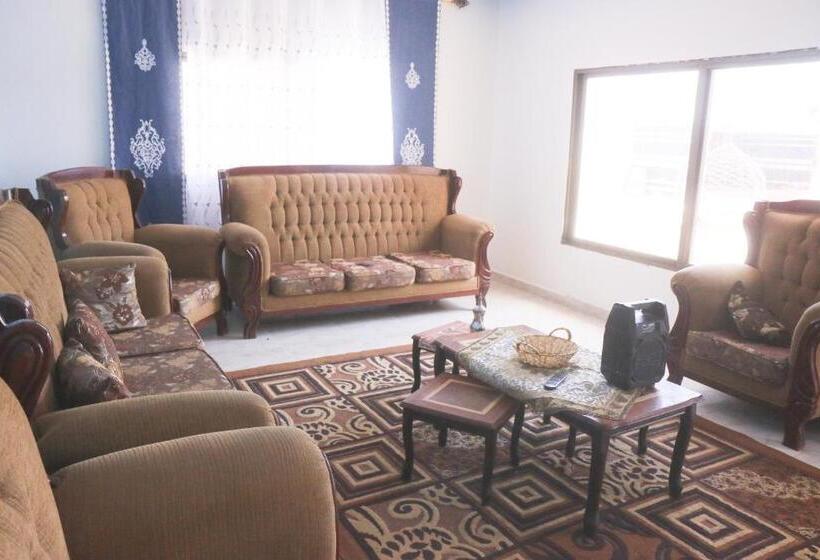 استراحتگاه Walaa Chalet