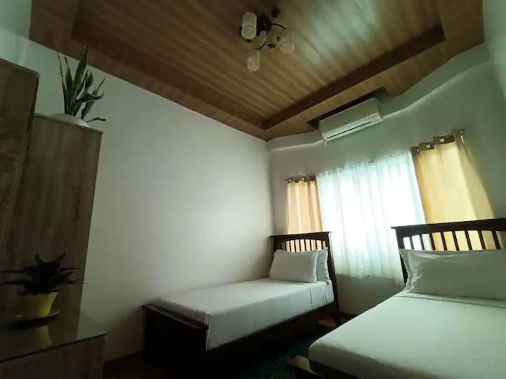 Sillero Painting Gallery And Hostel