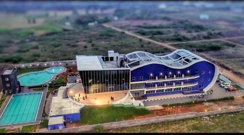 Silver Stone Park Resort, Kovilpatti