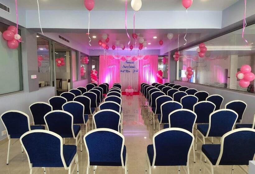 Silver Stone Park Resort, Kovilpatti