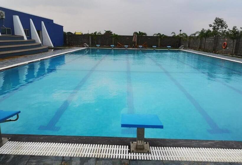 Silver Stone Park Resort, Kovilpatti