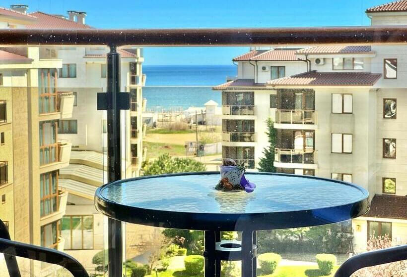 Sunshine Apartment