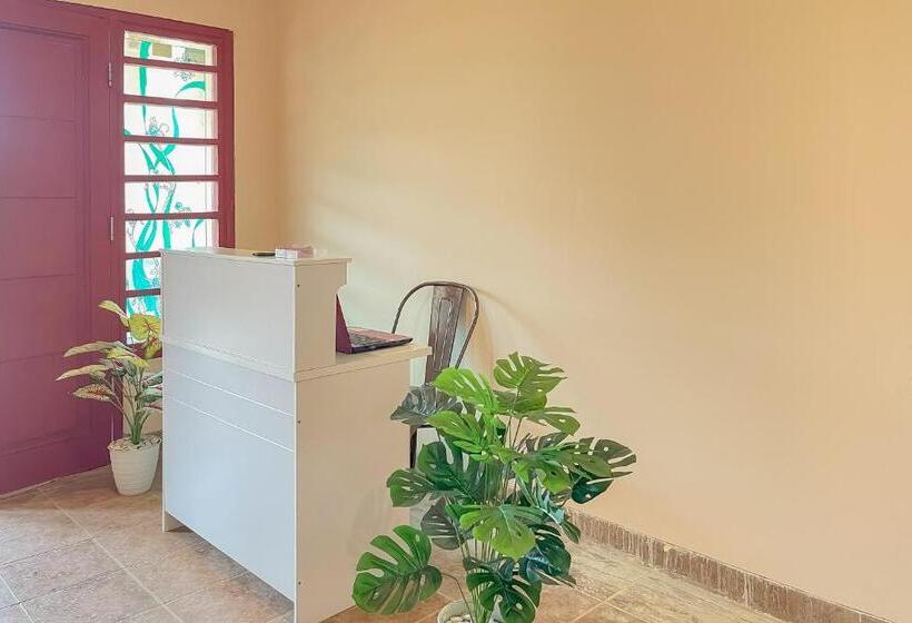 Urbanview Hotel Sany Cirebon