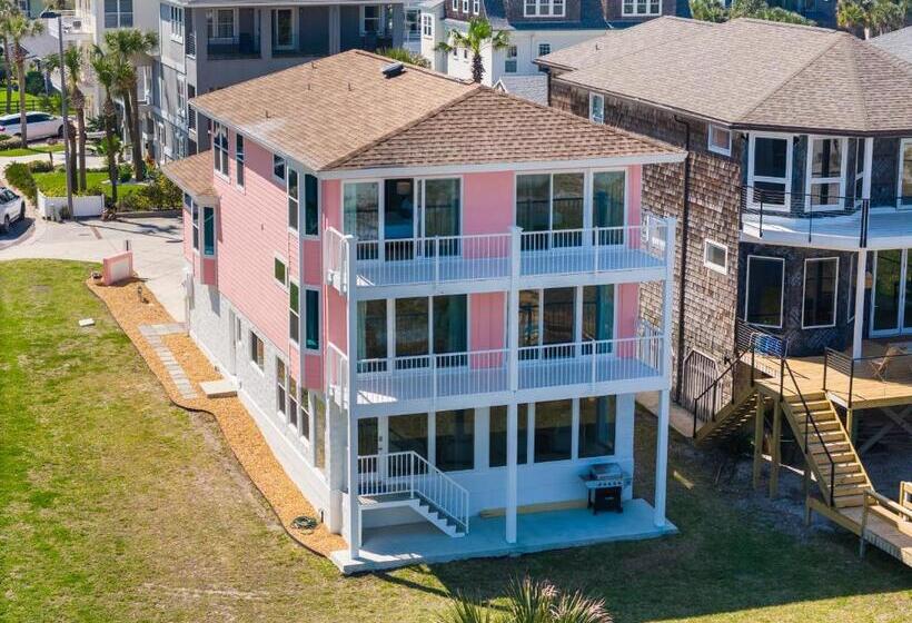 11 North Jacksonville Beach