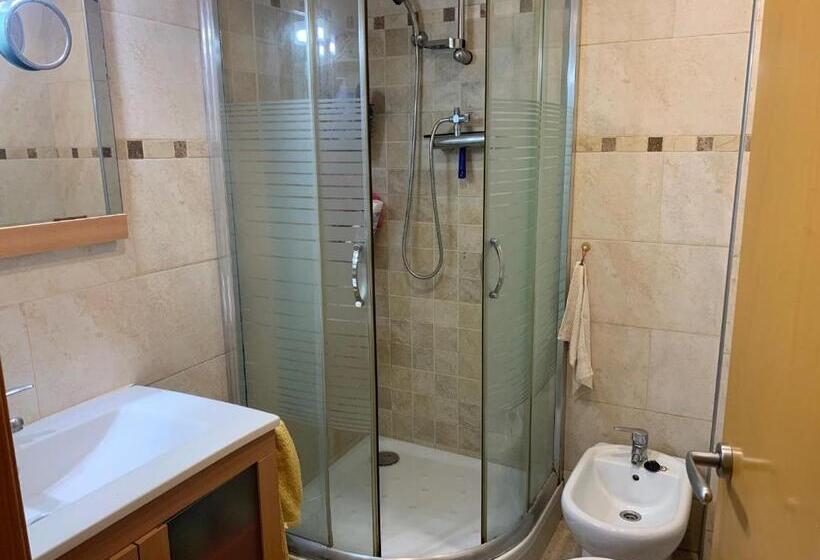 צימר Apartamento Bàsico