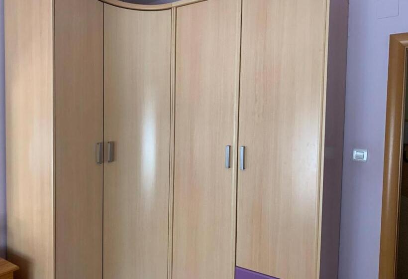 צימר Apartamento Bàsico