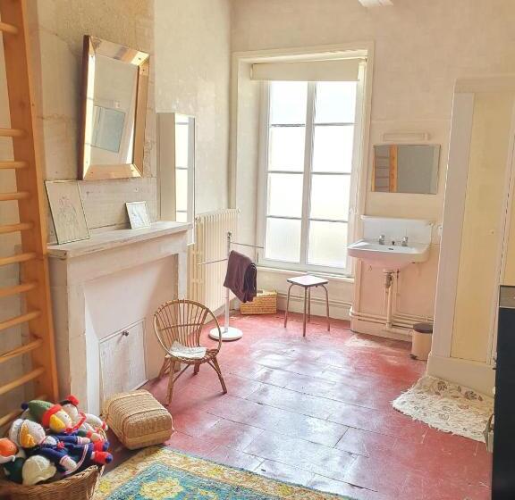 住宿加早餐  Au Pied De La Cathédrale