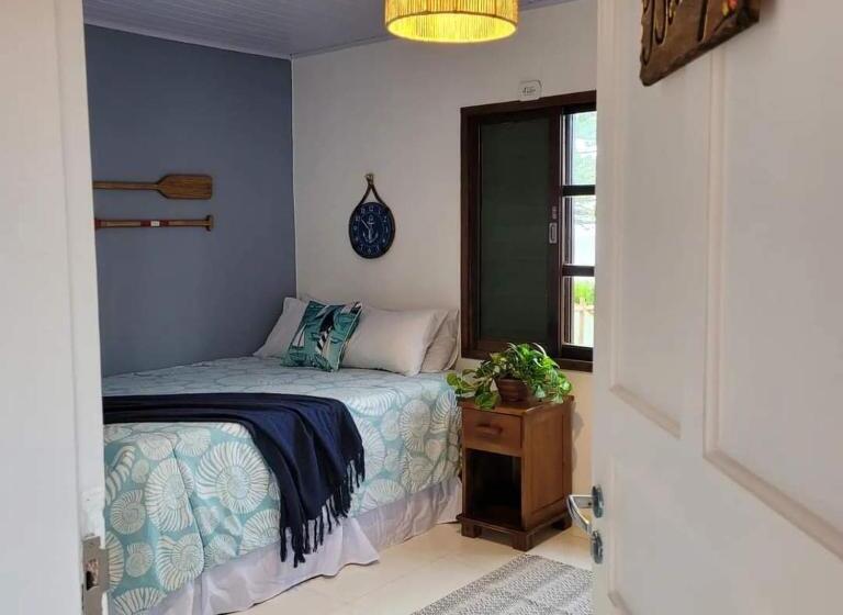 ベッドアンドブレックファースト Beach7