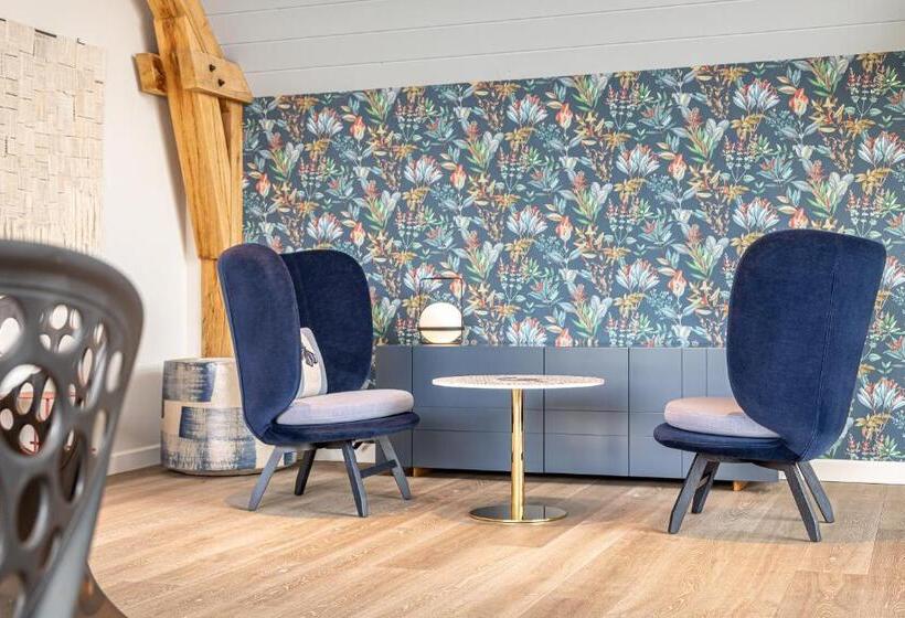 مبيت وإفطار Bonhommes