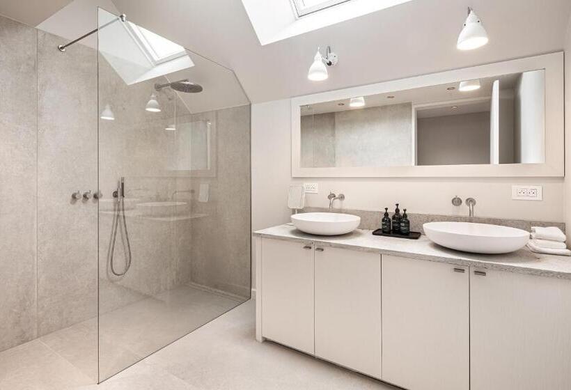 مبيت وإفطار Bonhommes