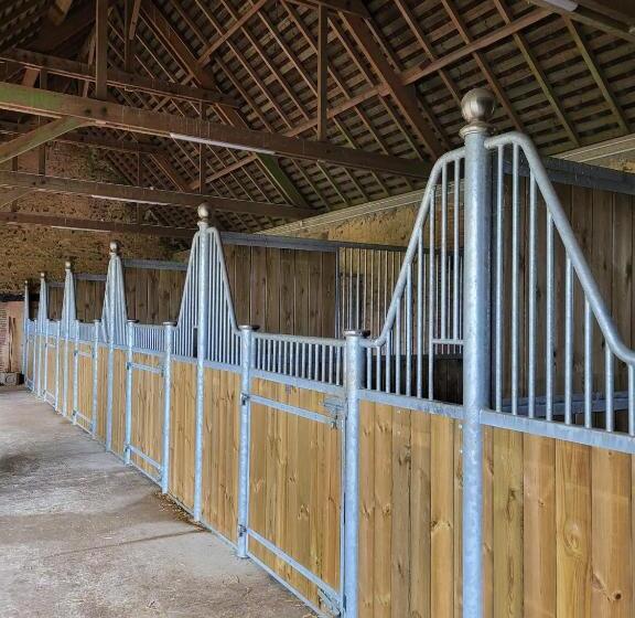 ベッドアンドブレックファースト Chambre D Hôtes Au Haras D Agathe Et Ses Princes