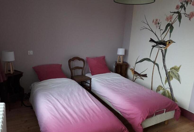 ベッドアンドブレックファースト Chambre D Hôtes Aux Oiseaux