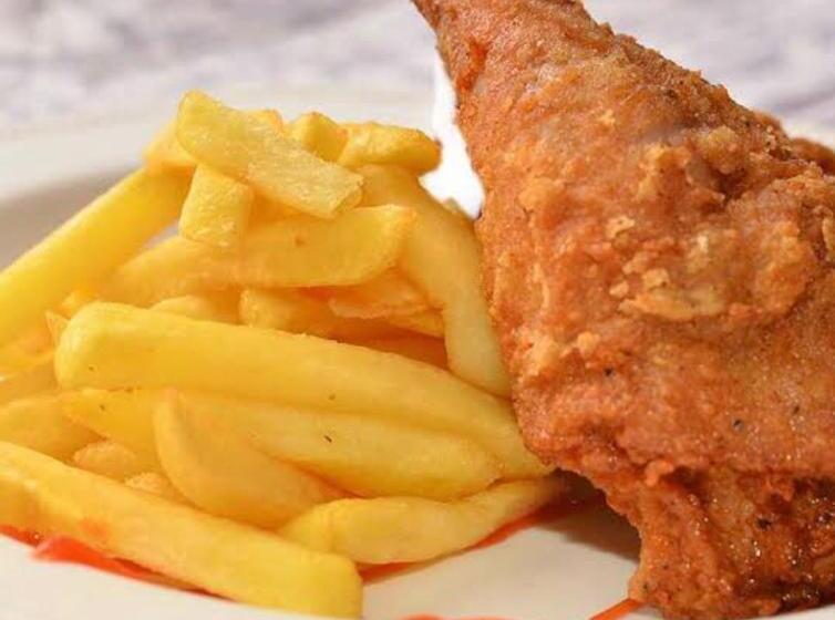 تختخواب و صبحانه Galaxy Executive Inn,bar & Restaurant Wakiso