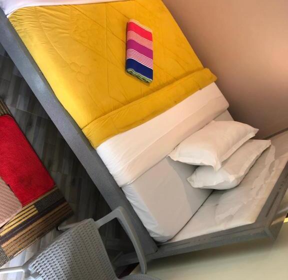 تختخواب و صبحانه Galaxy Executive Inn,bar & Restaurant Wakiso