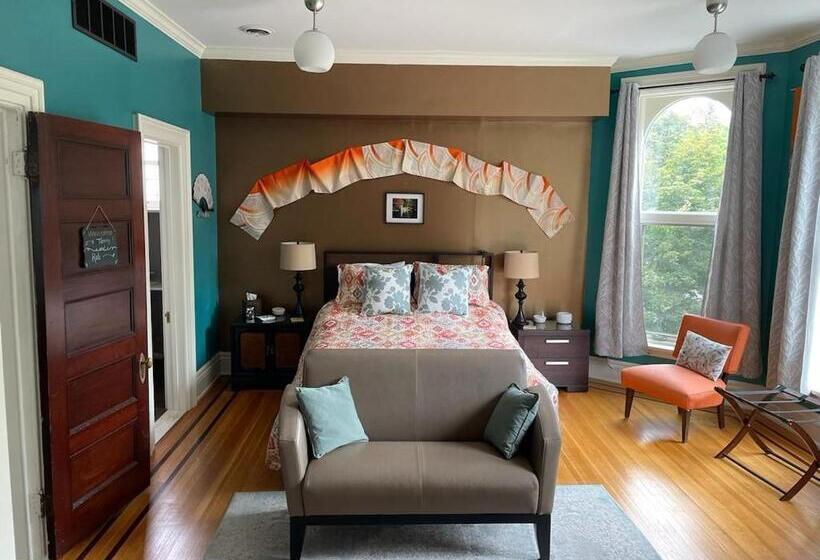 مبيت وإفطار Oscar S Inn