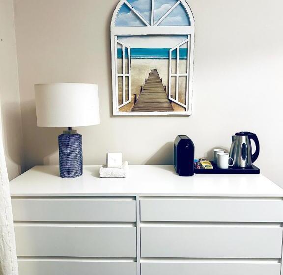 مبيت وإفطار The Home By An