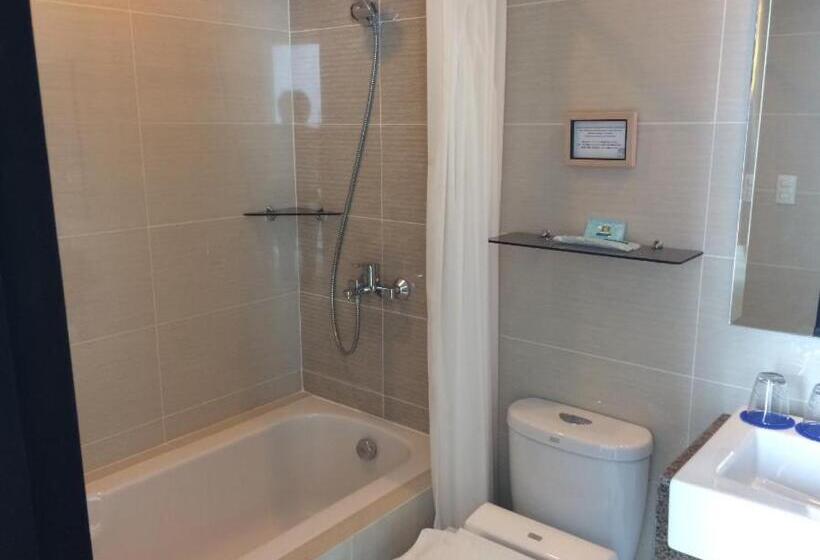 Mactan Newtown Condo With Free Airport Pickup