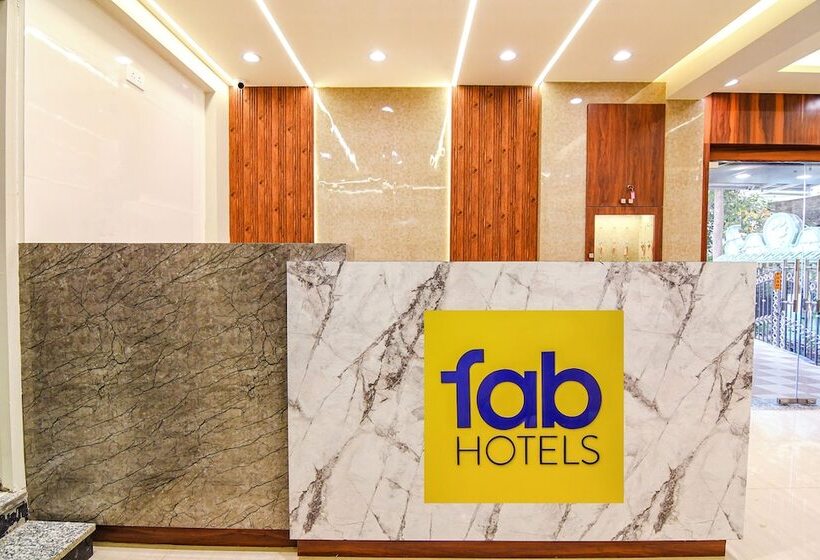Fabhotel The Luxurie International