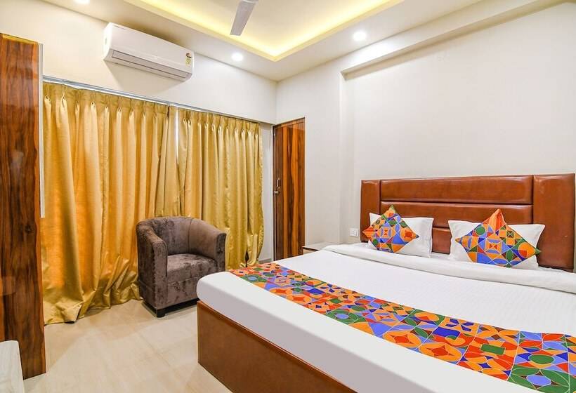 Fabhotel The Luxurie International