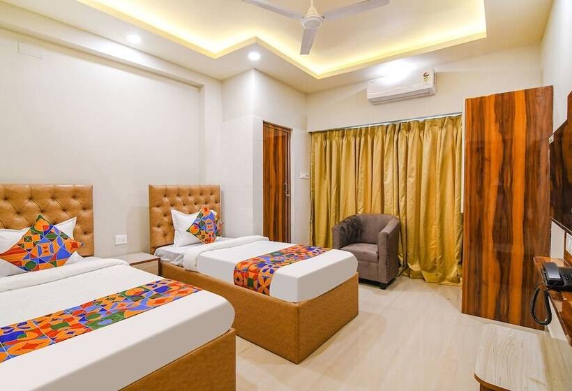 Fabhotel The Luxurie International