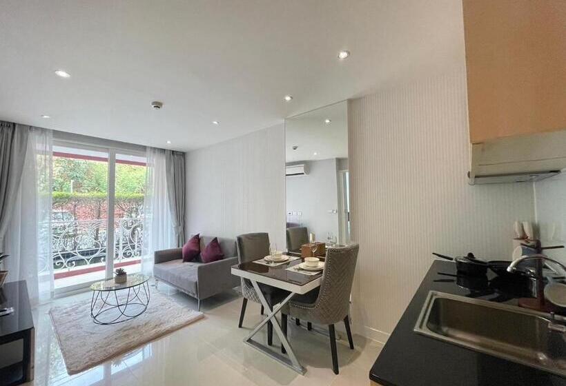 Grande Caribbean Resort Pattaya