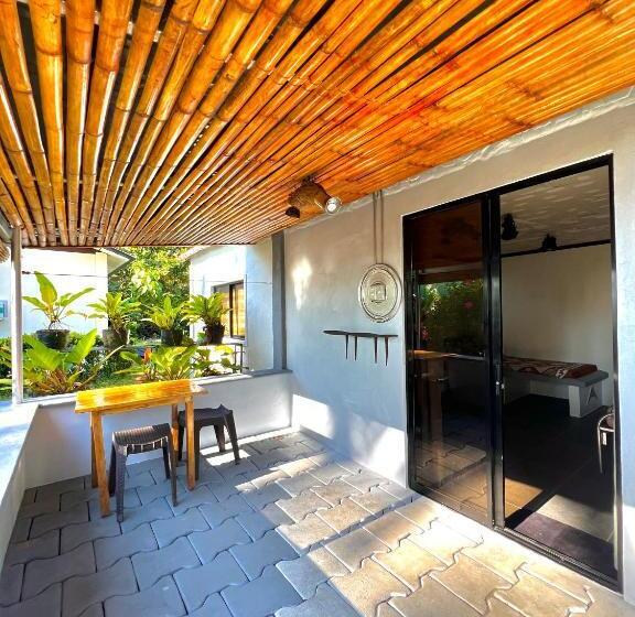 Green Garden Beach Resort, Sipalay