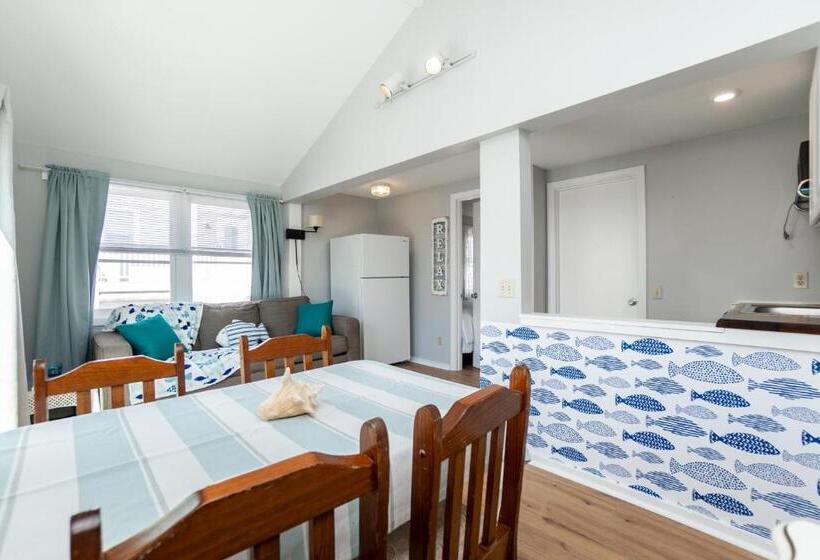Hampton Beach Seaside Villa Unit 1