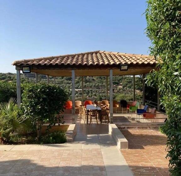 هتل مزرعة ربوع السلط