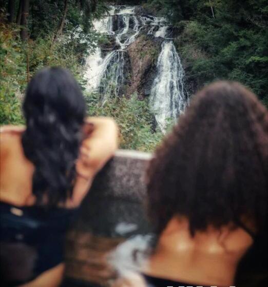 ホテル Calumet Falls Villa