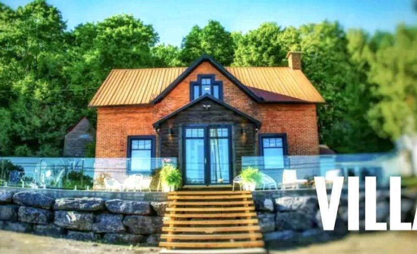 ホテル Calumet Falls Villa