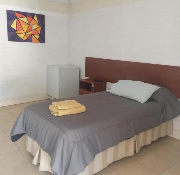 בית מלון כפרי El Retorno