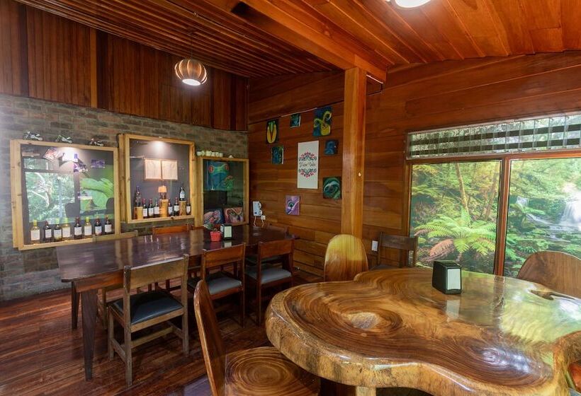 ホテル Elida Lodge Monteverde