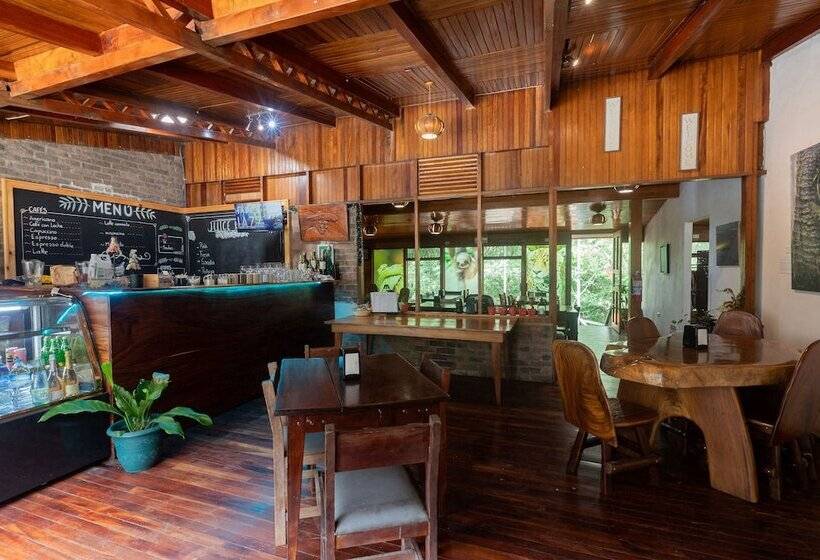 ホテル Elida Lodge Monteverde