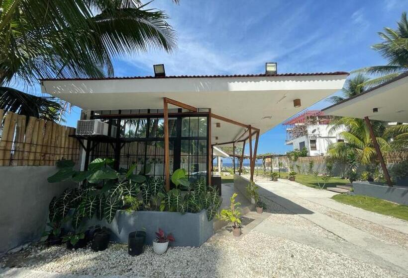 Отель Fins Pacific Coray Bay By Hiverooms