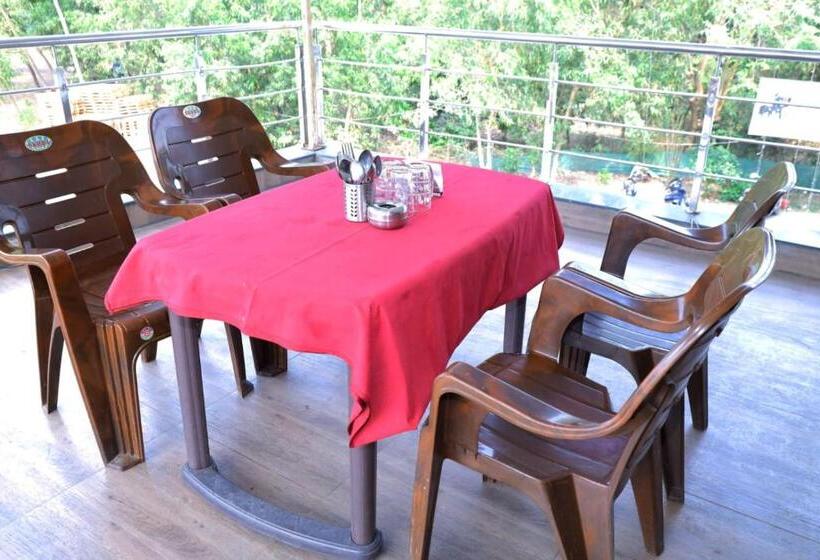 בית מלון כפרי Kings Resort