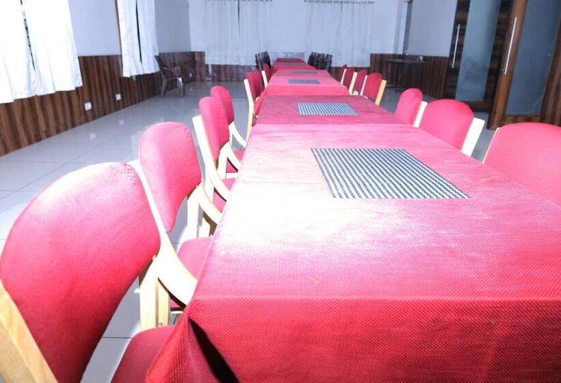 בית מלון כפרי Kings Resort