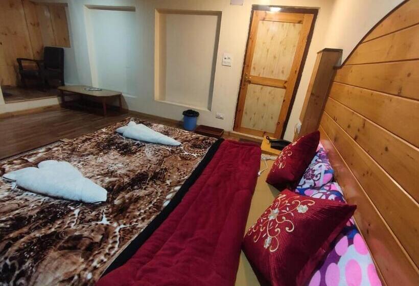 בית מלון כפרי Magnolia Inn