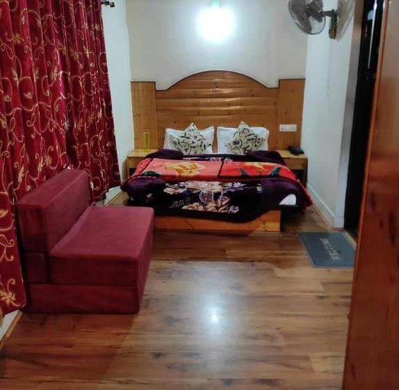 בית מלון כפרי Magnolia Inn