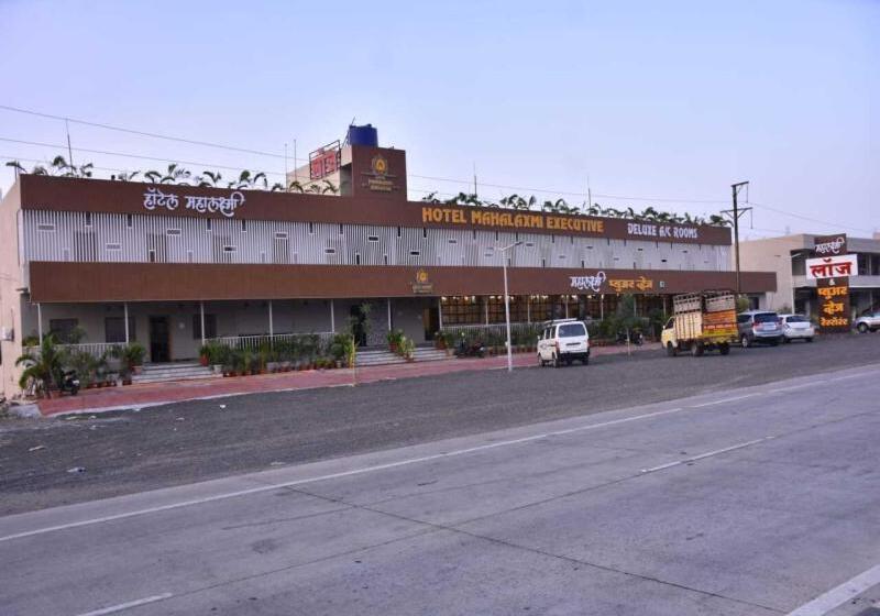 فندق Mahalaxmi Executive