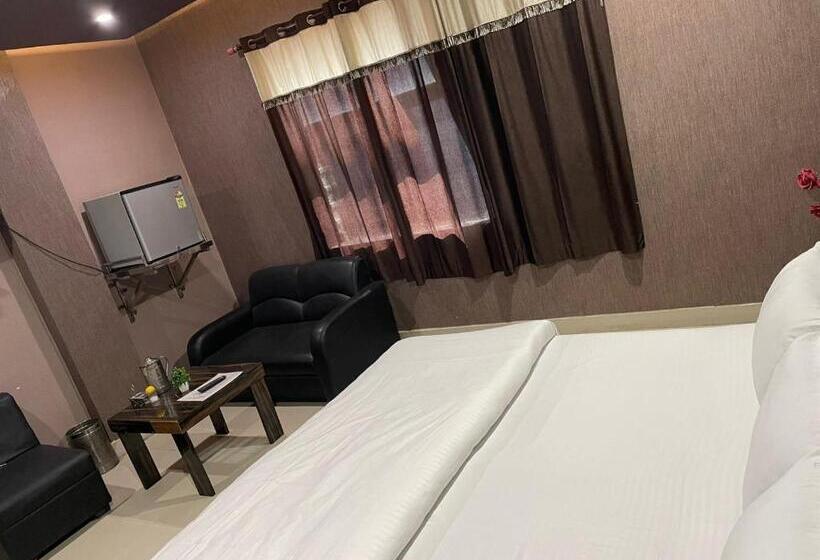 ホテル Maya Shyam