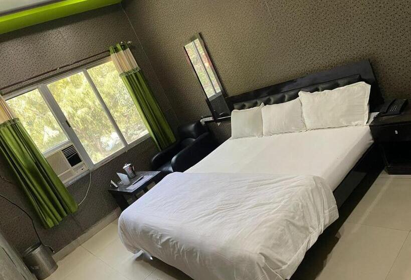 ホテル Maya Shyam