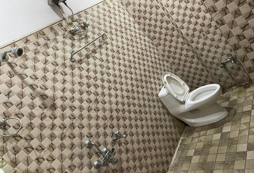 ホテル Maya Shyam