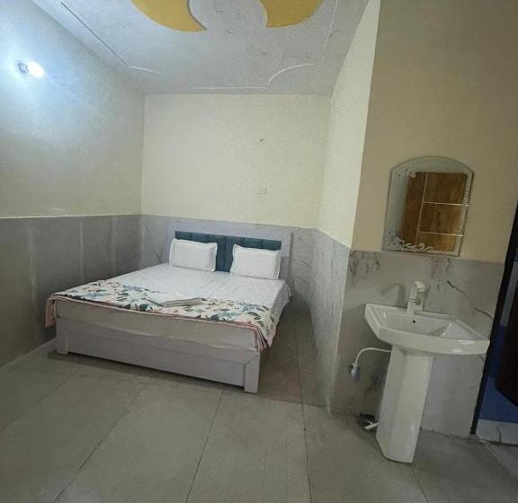 Отель Moonlight